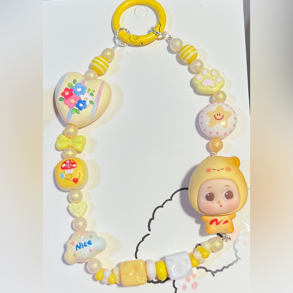 Yellow Themed Beads With “PUPU &PAIPAI” Bean